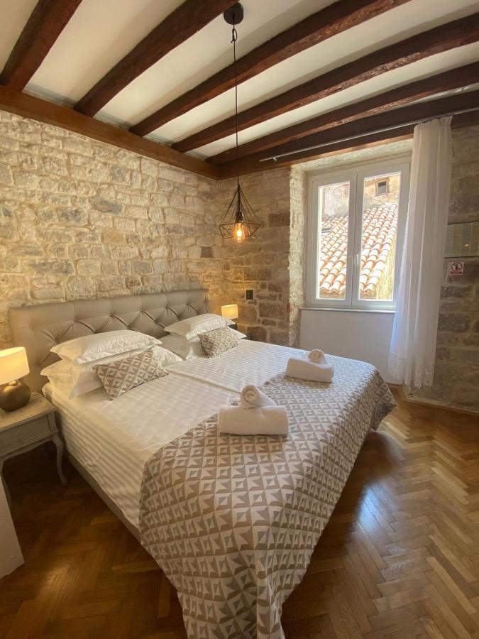 Palace Wall Residences Σπλιτ Εξωτερικό φωτογραφία