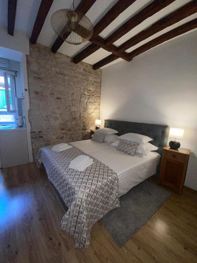 Palace Wall Residences Σπλιτ Εξωτερικό φωτογραφία